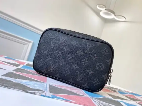 WIS LOUIS POUCH PM VUITTON TOILETRY 0701